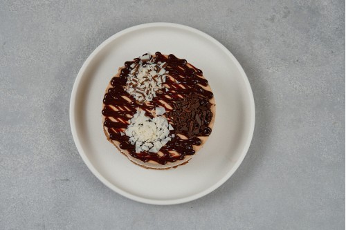 Три шоколада торт