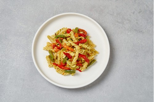 МАКАРОНЫ с ОВОЩАМИ и СОУСОМ ПЕСТО, кг